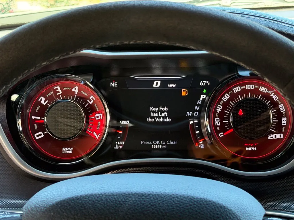Dodge Challenger photo 44