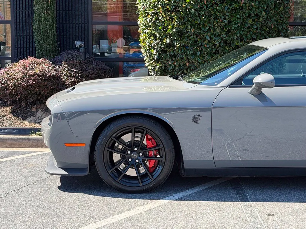Dodge Challenger photo 10