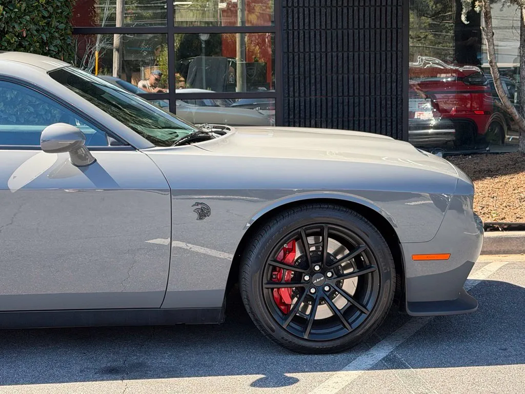 Dodge Challenger photo 23