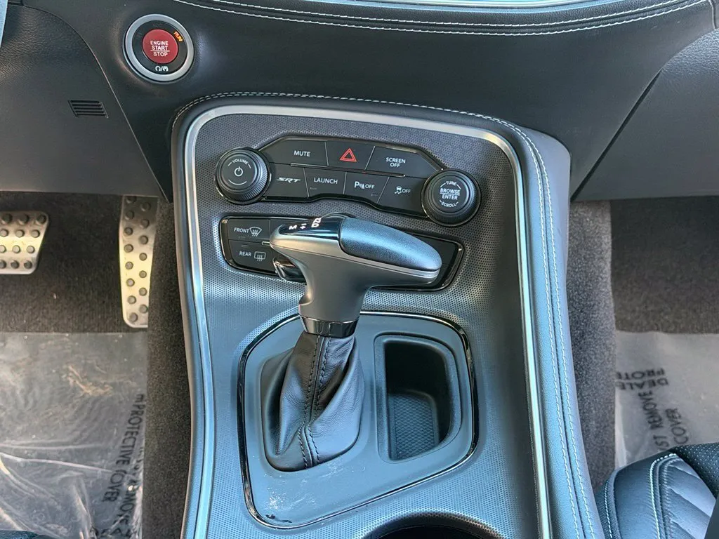 Dodge Challenger photo 46