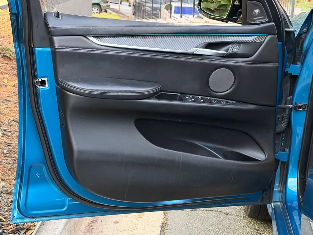 BMW X5 photo 29