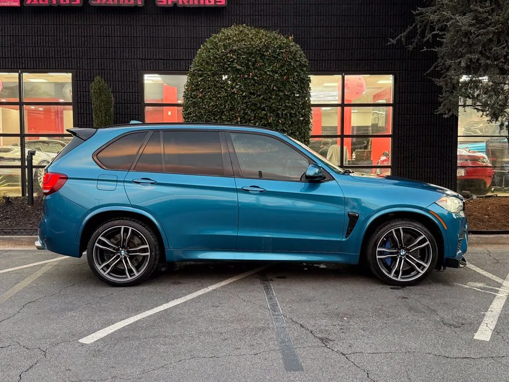 BMW X5 photo 21