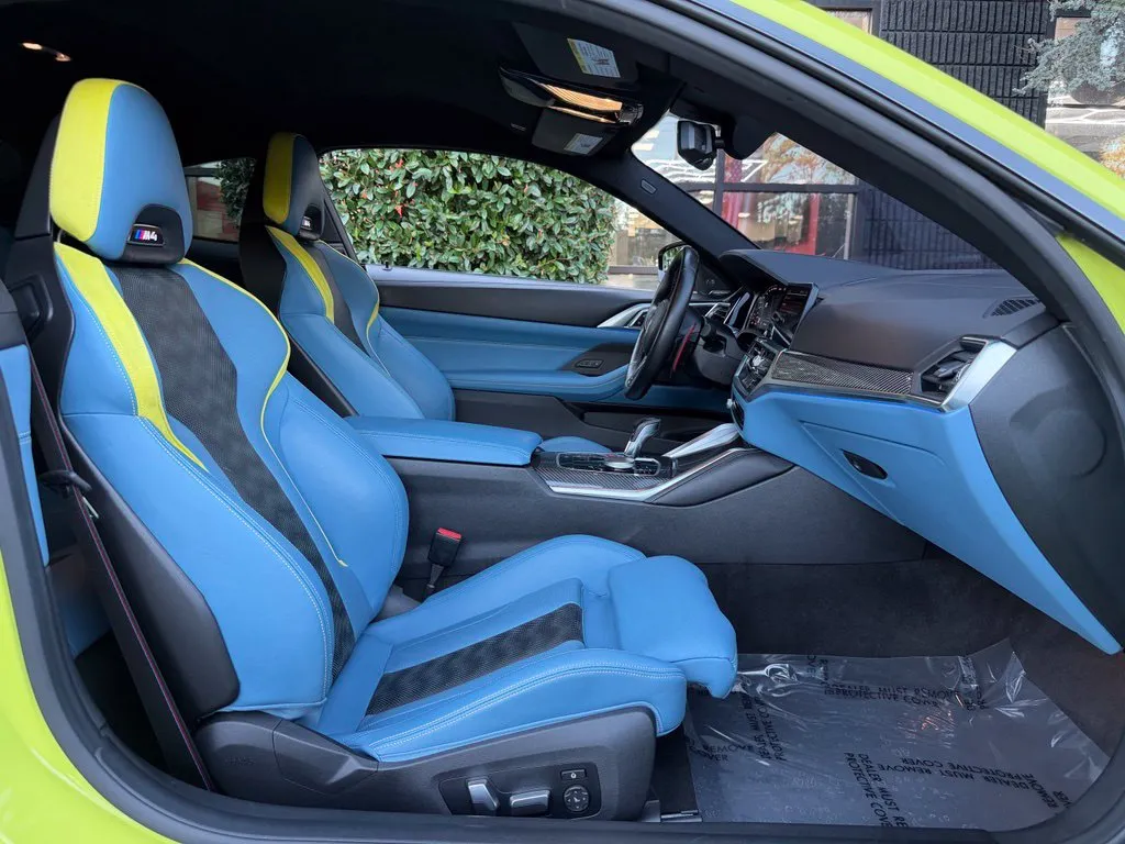BMW M4 photo 33