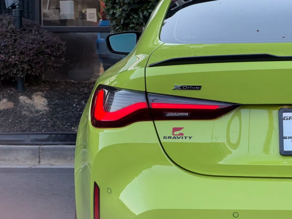 BMW M4 photo 15