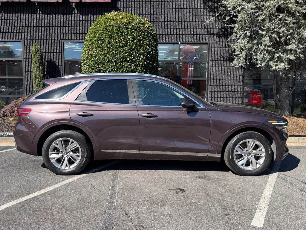 Genesis GV70 photo 21