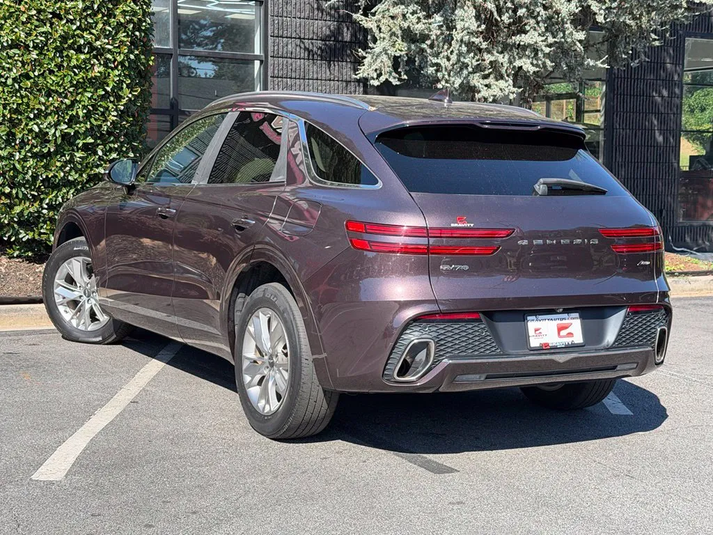 Genesis GV70 photo 19