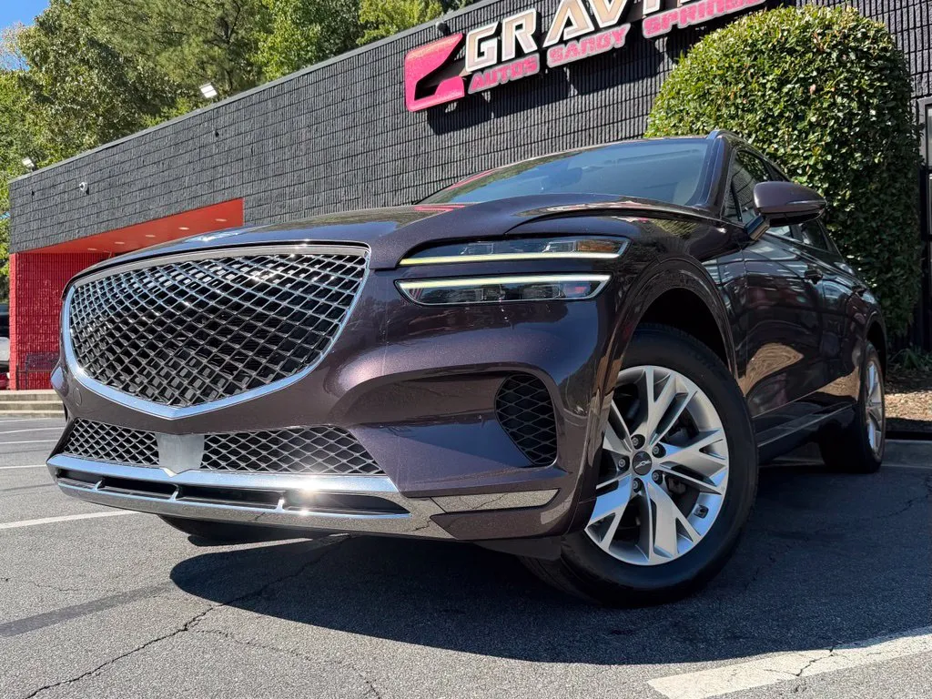 Genesis GV70 photo 2
