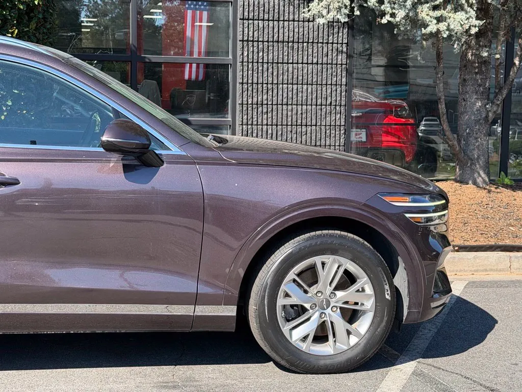 Genesis GV70 photo 23