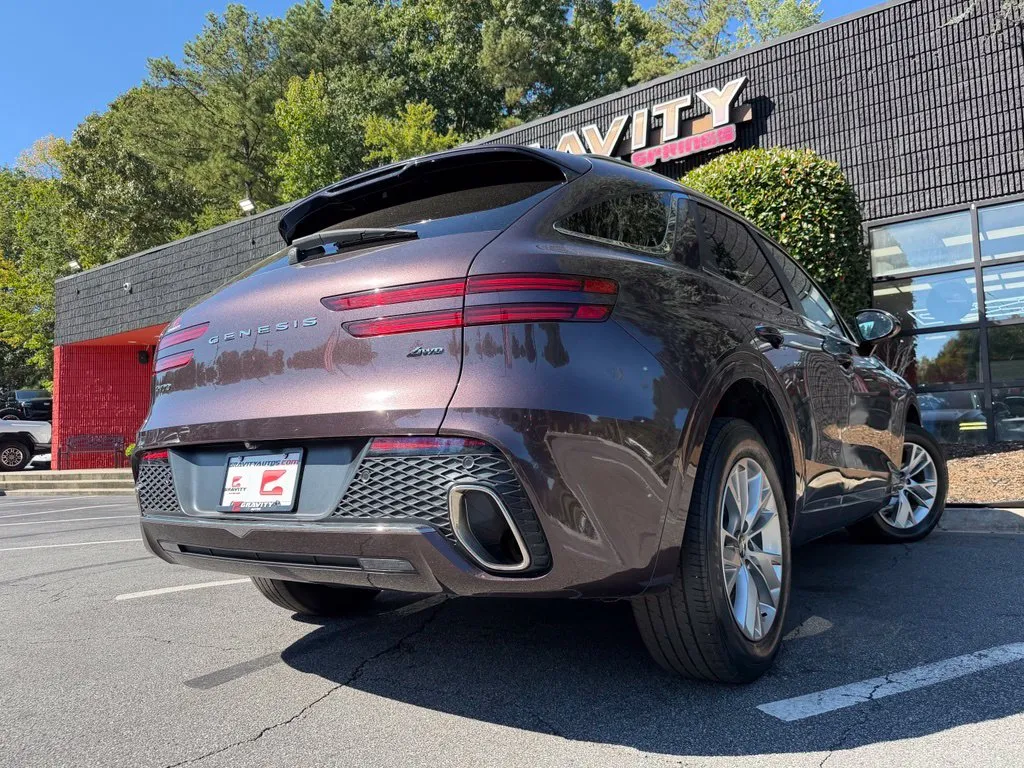 Genesis GV70 photo 13