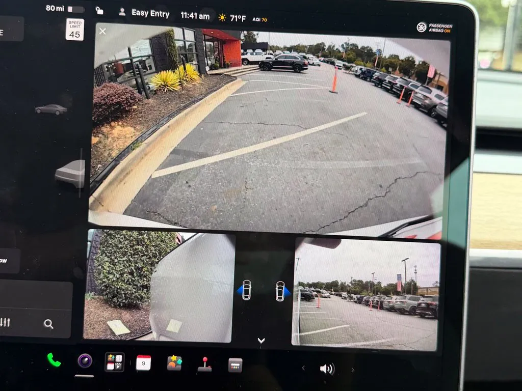 Tesla Model Y photo 50