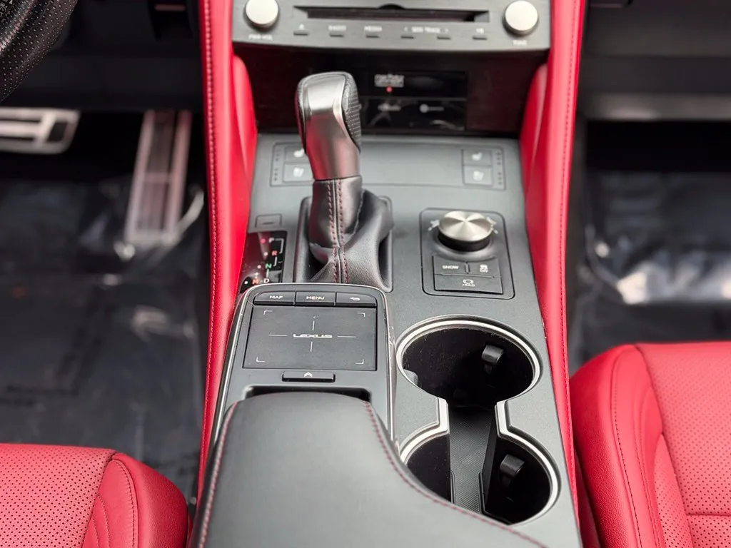 Lexus RC photo 45