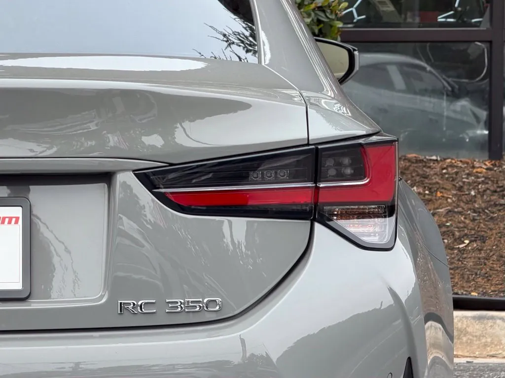 Lexus RC photo 16