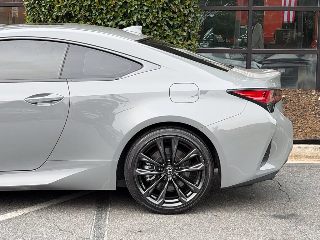 Lexus RC photo 11