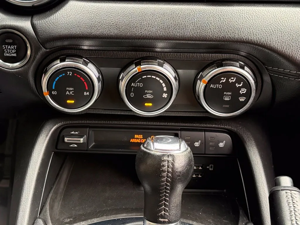 Mazda Miata photo 42