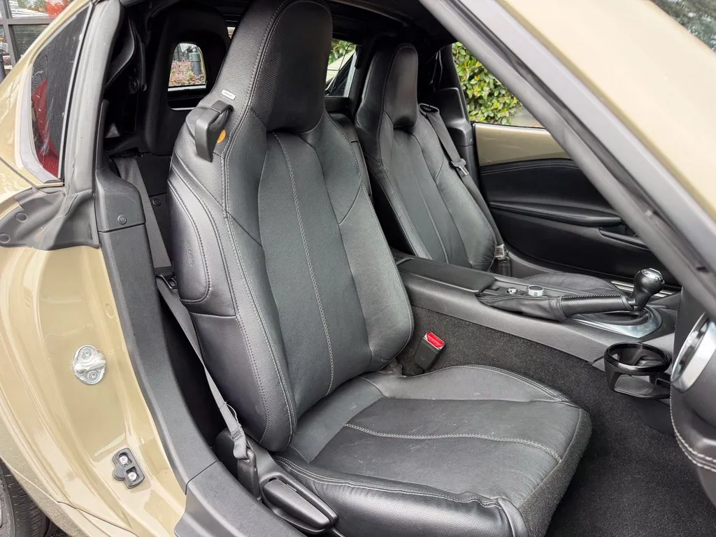 Mazda Miata photo 32