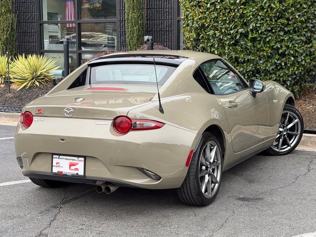 Mazda Miata photo 12