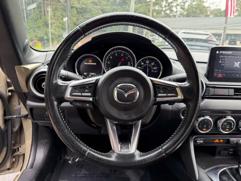 Mazda Miata photo 37