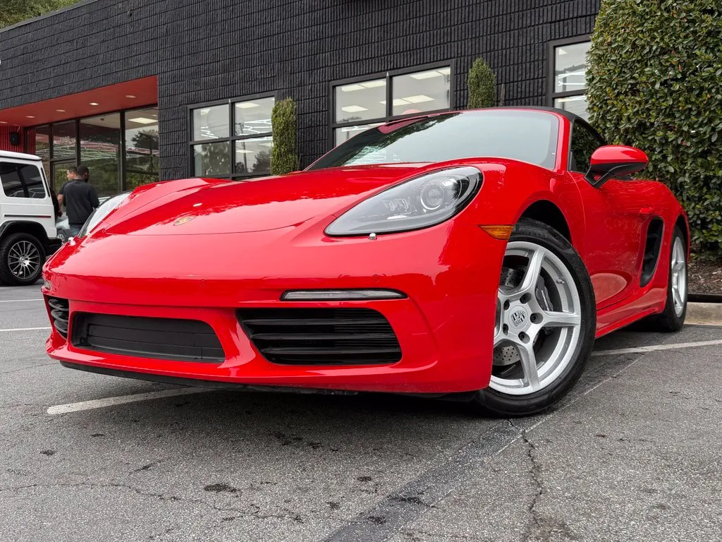Porsche 718 Boxster photo 2