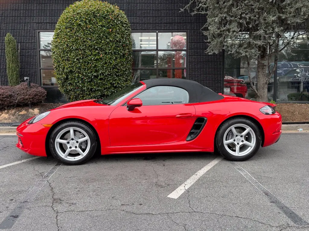Porsche 718 Boxster photo 10