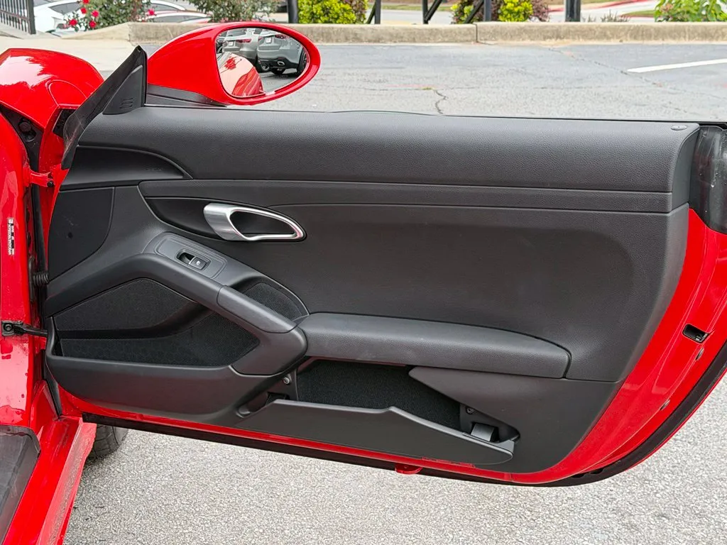 Porsche 718 Boxster photo 34