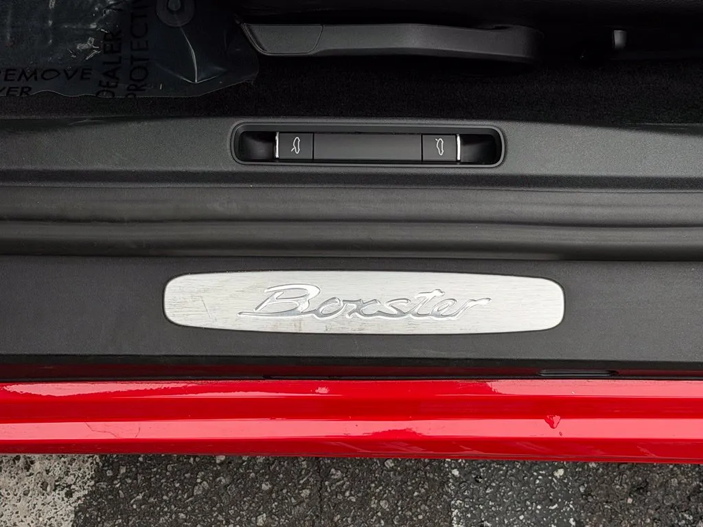 Porsche 718 Boxster photo 27