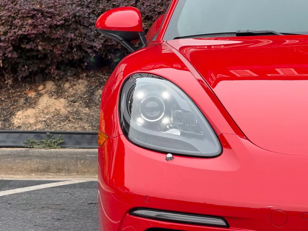 Porsche 718 Boxster photo 4