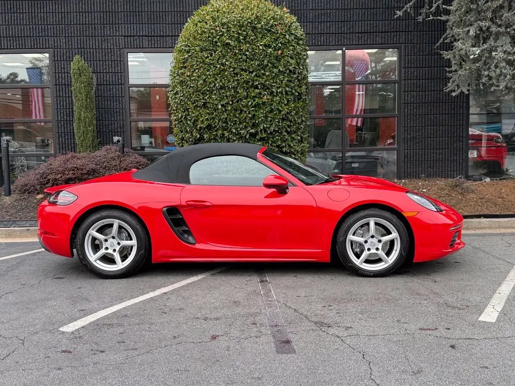 Porsche 718 Boxster photo 21