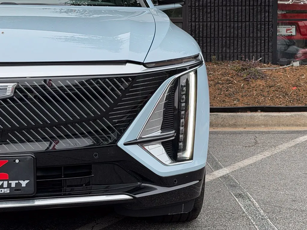 Cadillac Lyriq photo 5