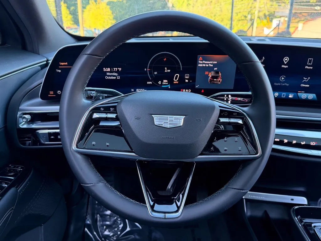 Cadillac Lyriq photo 41