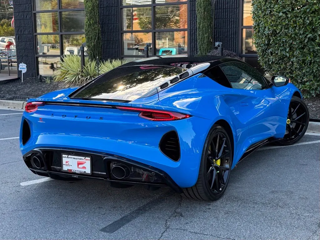 Lotus Emira photo 11