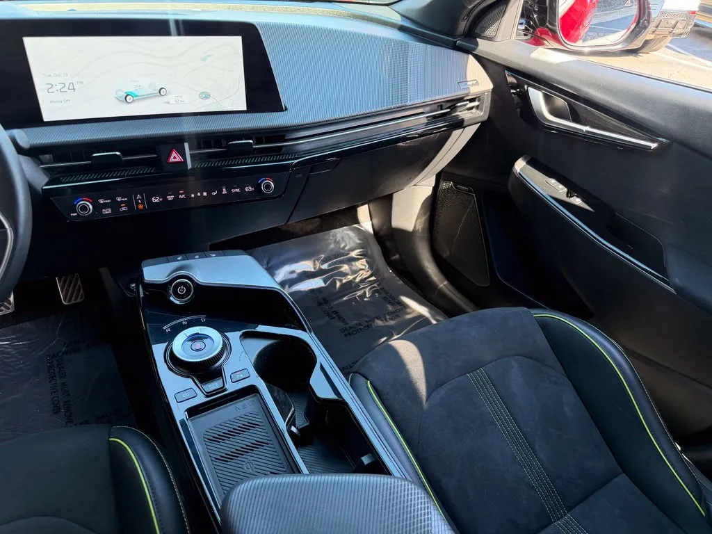 Kia EV6 photo 41