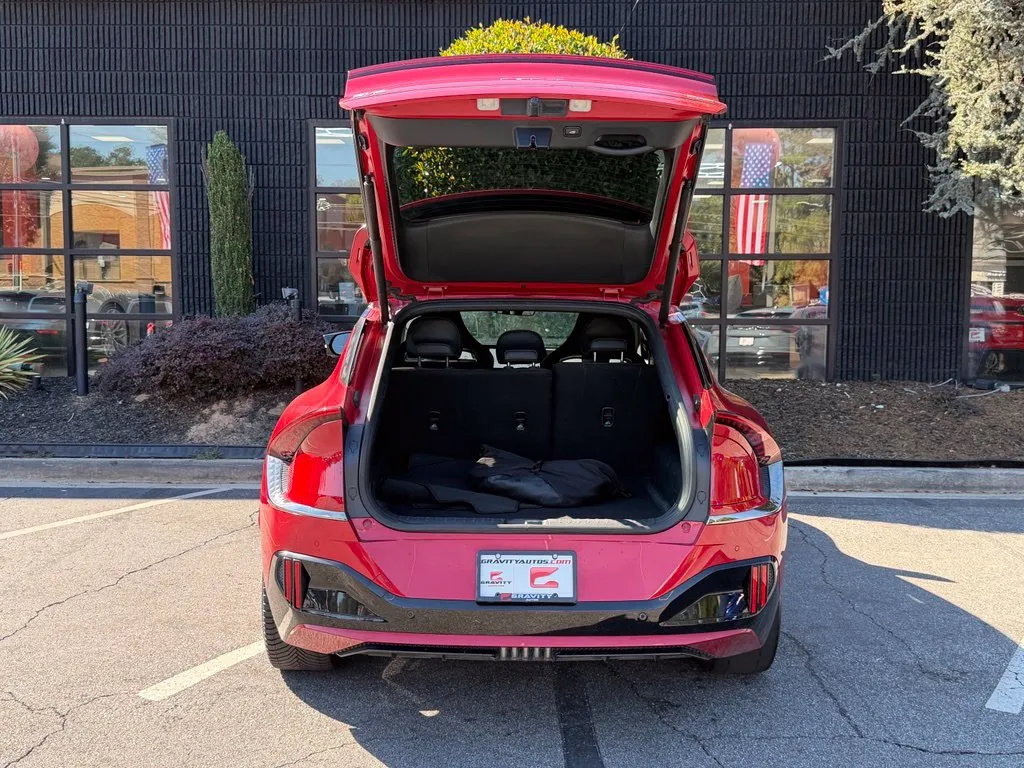 Kia EV6 photo 17