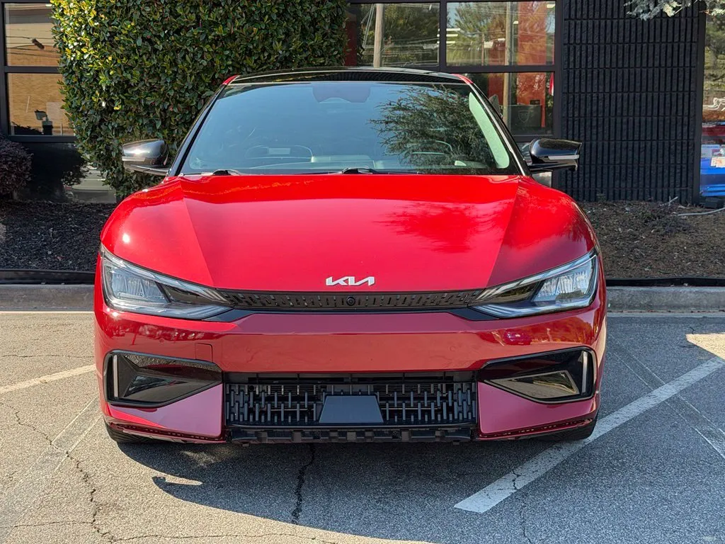 Kia EV6 photo 3