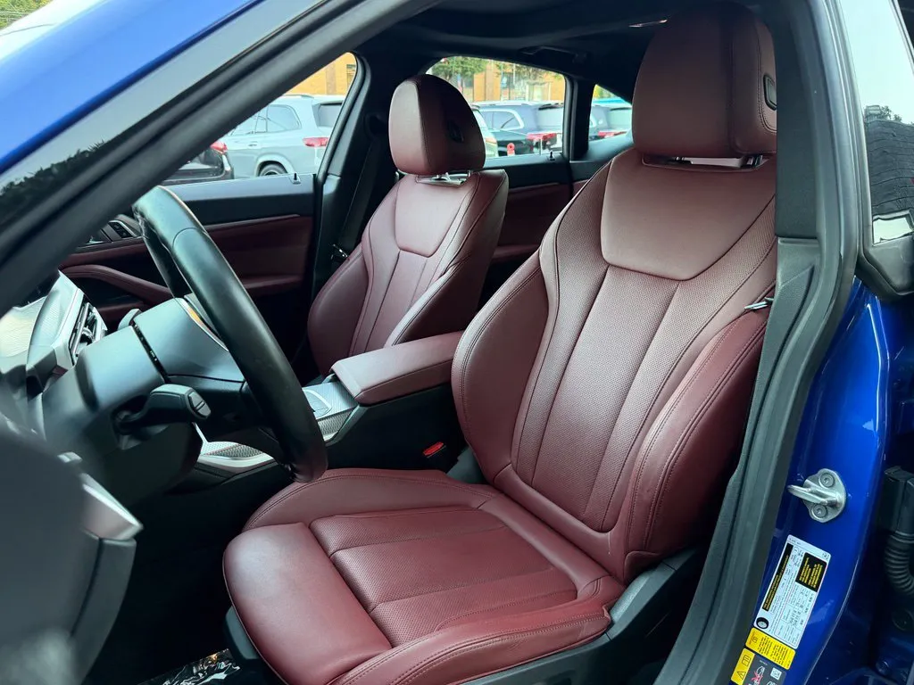 BMW i4 photo 26