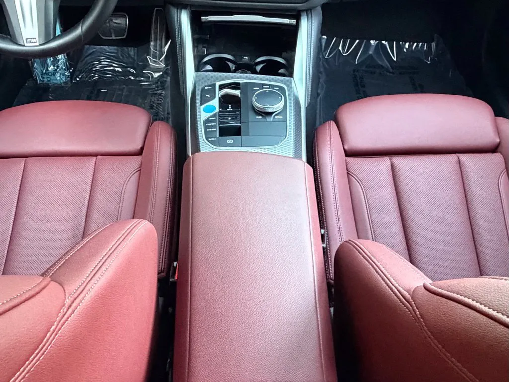 BMW i4 photo 50