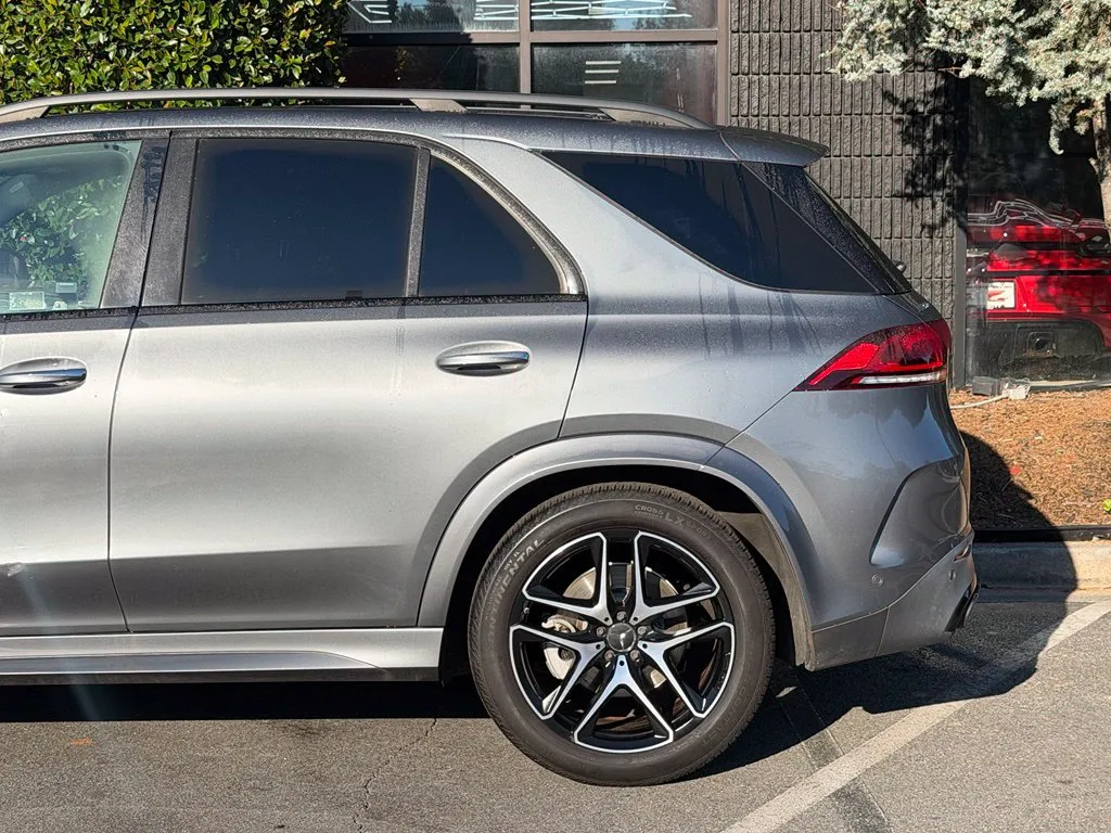 Mercedes-Benz GLE photo 11