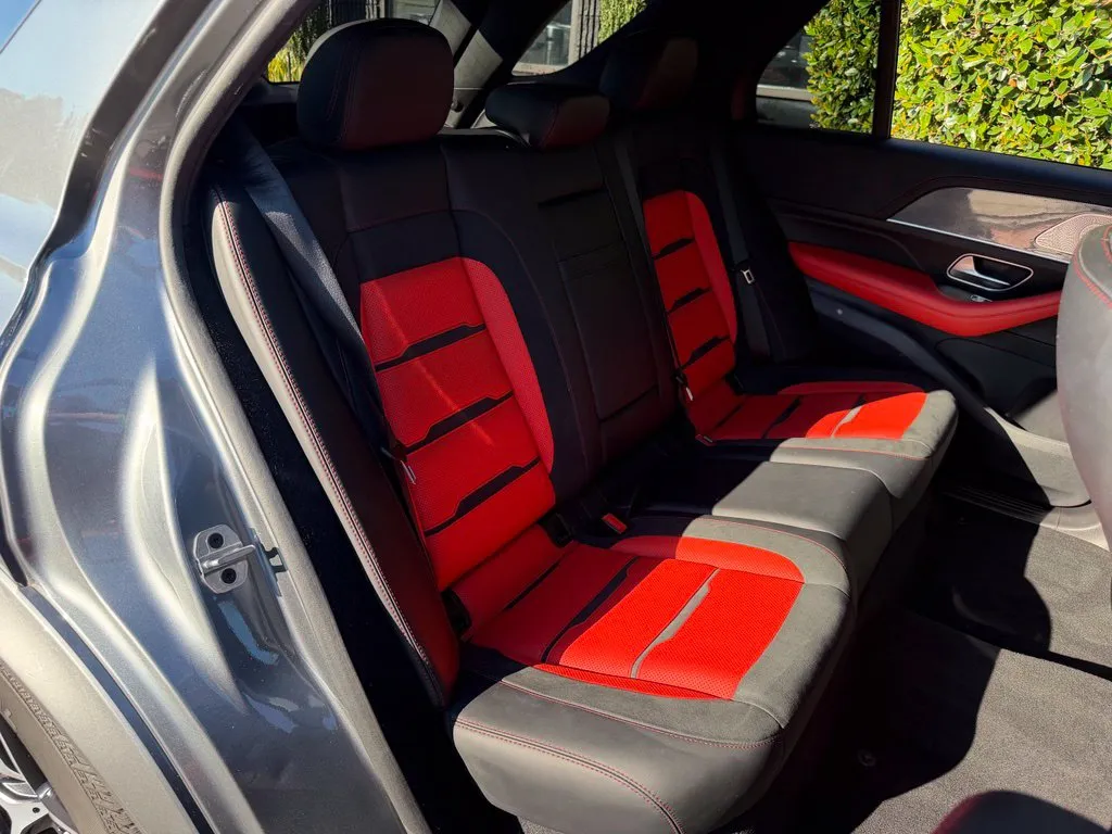 Mercedes-Benz GLE photo 38