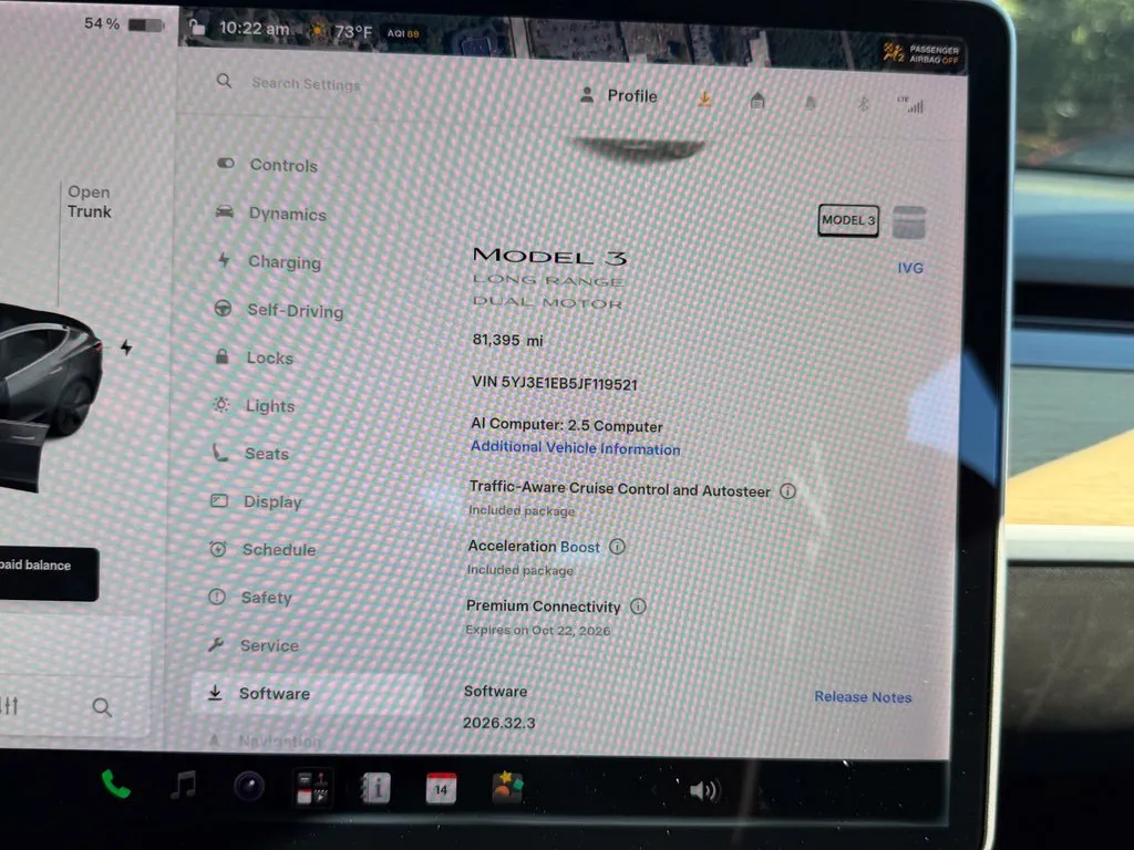 Tesla Model 3 photo 51