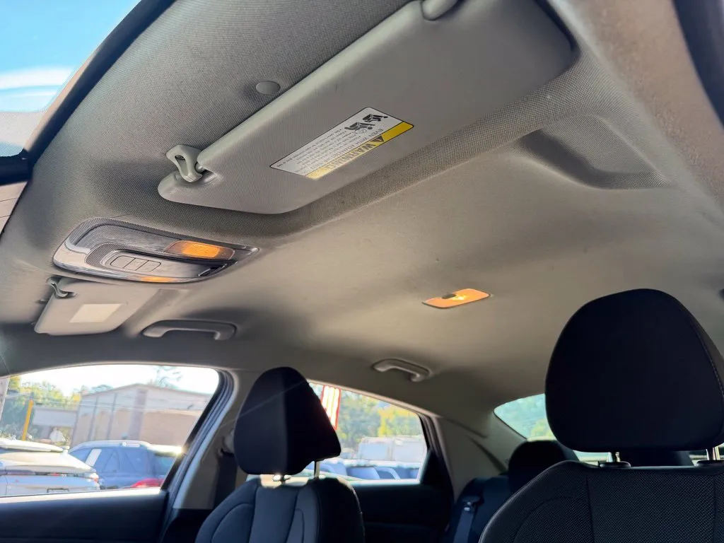 Hyundai Elantra photo 48