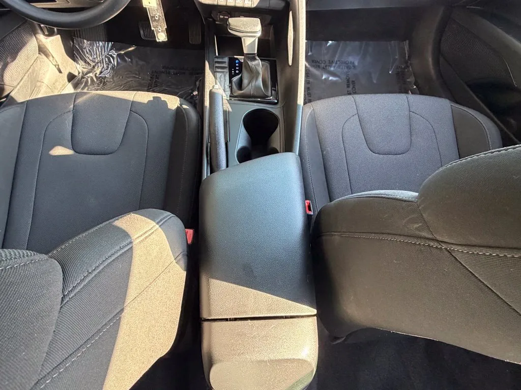 Hyundai Elantra photo 46