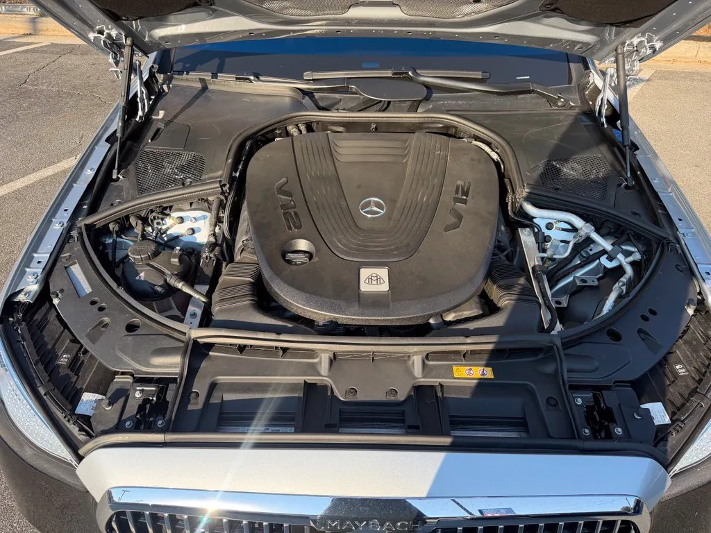 Mercedes-Benz S-Class photo 6