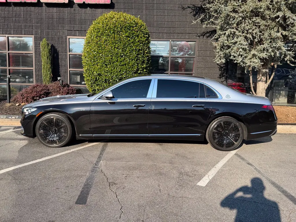 Mercedes-Benz S-Class photo 9