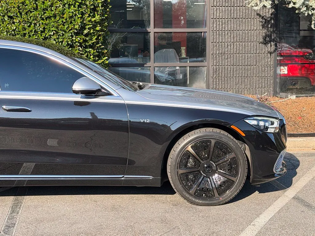 Mercedes-Benz S-Class photo 26