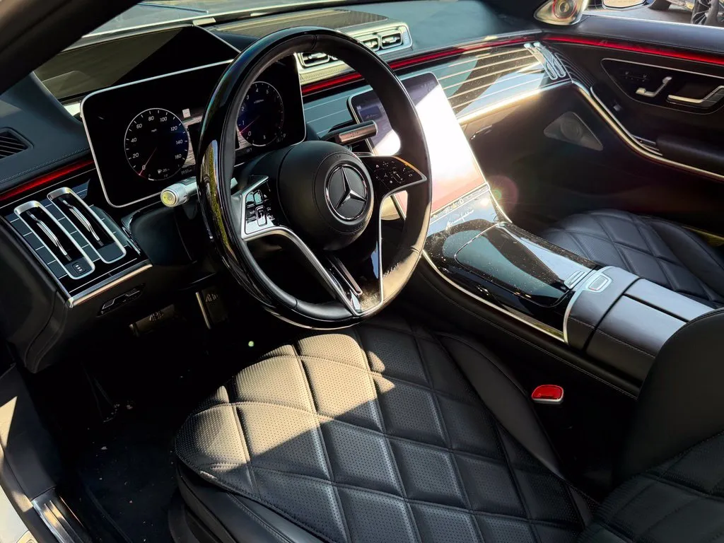 Mercedes-Benz S-Class photo 27