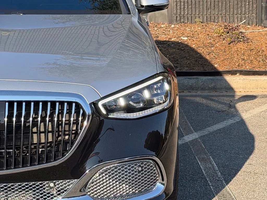 Mercedes-Benz S-Class photo 5