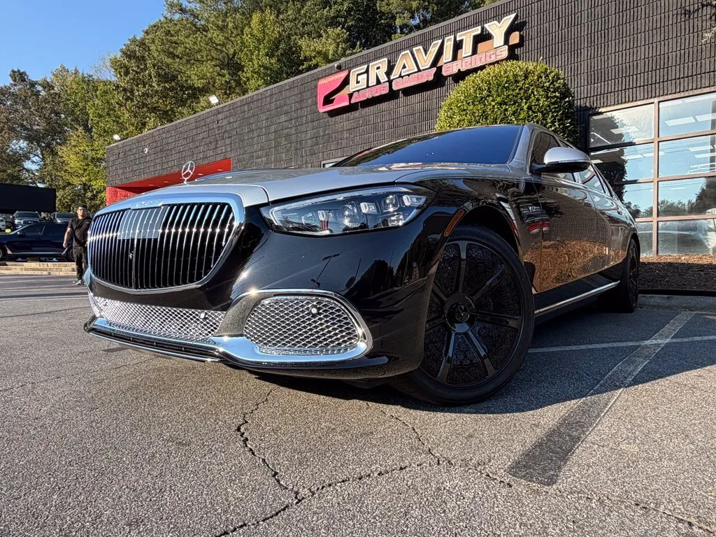 Mercedes-Benz S-Class photo 2