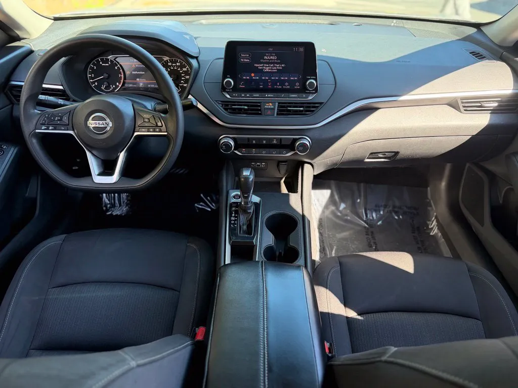 Nissan Altima photo 40