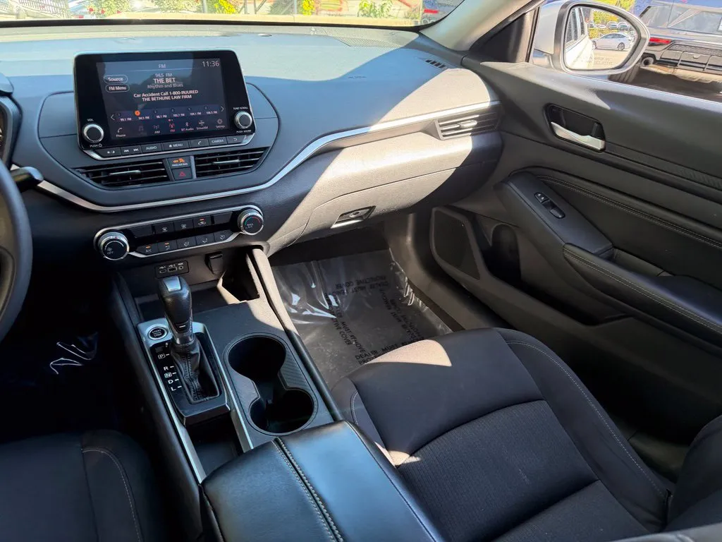 Nissan Altima photo 42