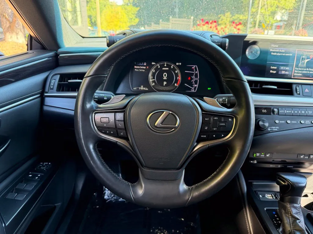 Lexus ES photo 43