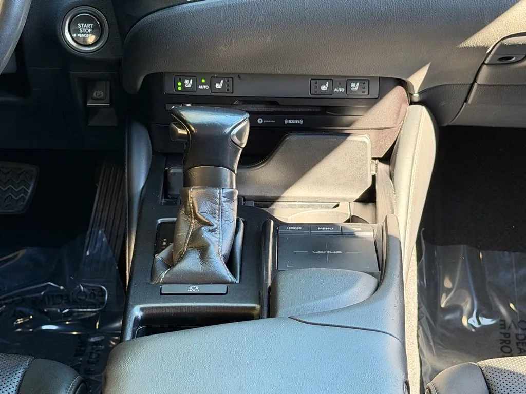 Lexus ES photo 47